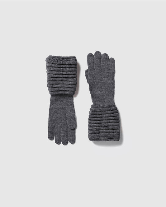 Sentaler women’s grey mélange ribbed winter gloves made of Baby Alpaca fabric, displayed on a white background.
