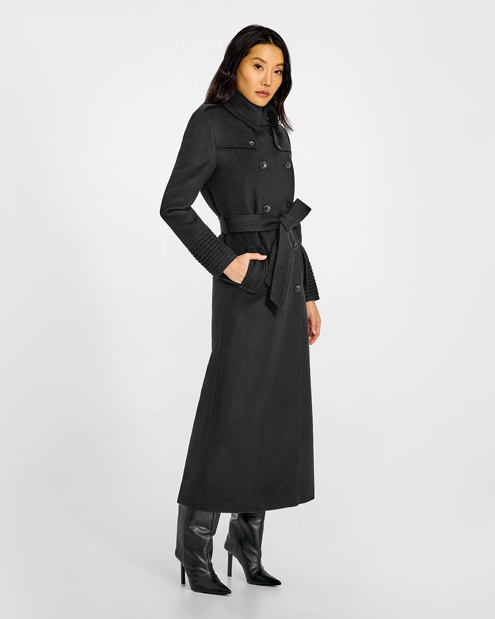 Sentaler Maxi Trench Black Coat in Baby Alpaca wool. Seen from side belted on female model.