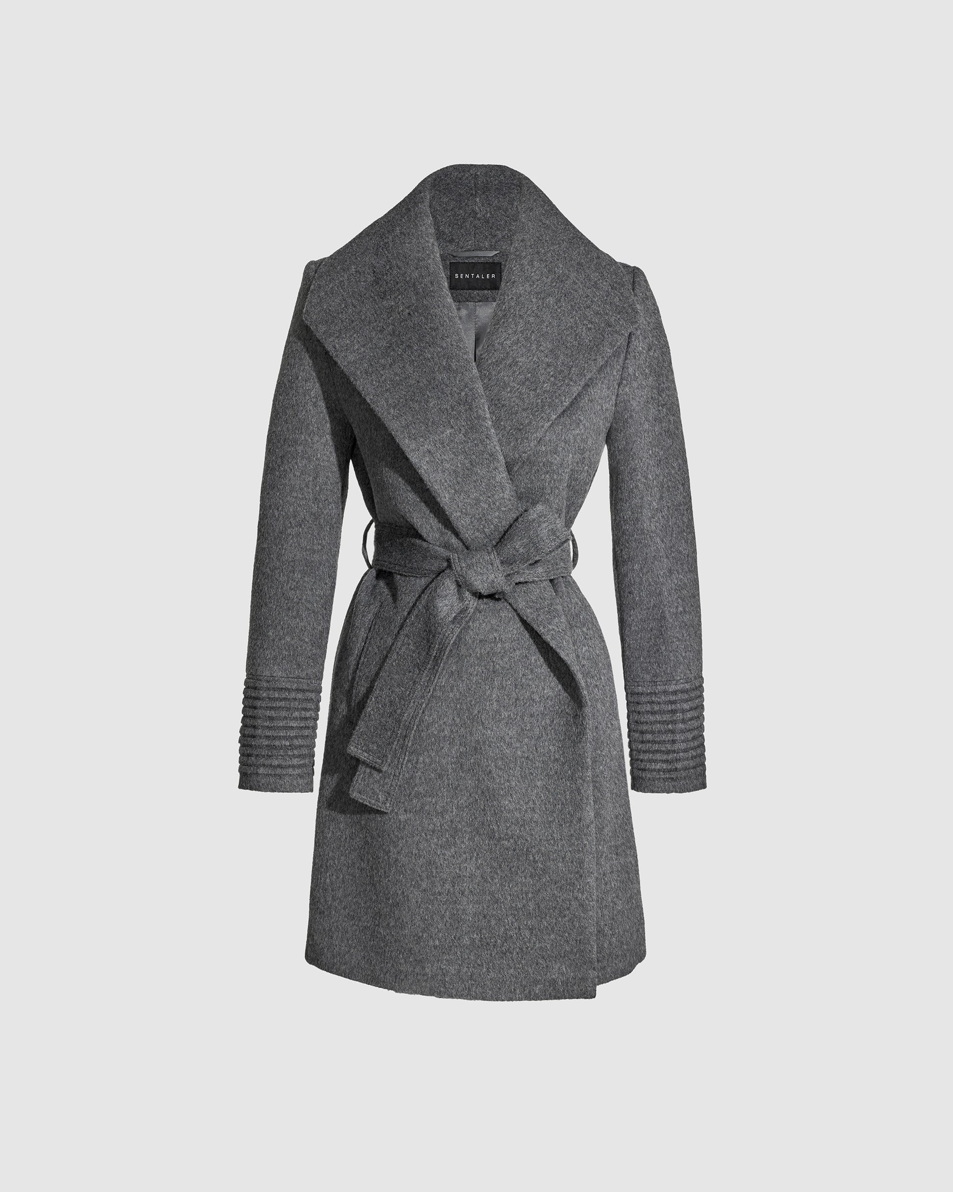 Sentaler mid length grey mélange coat made of baby alpaca wool with a shawl collar, belted.