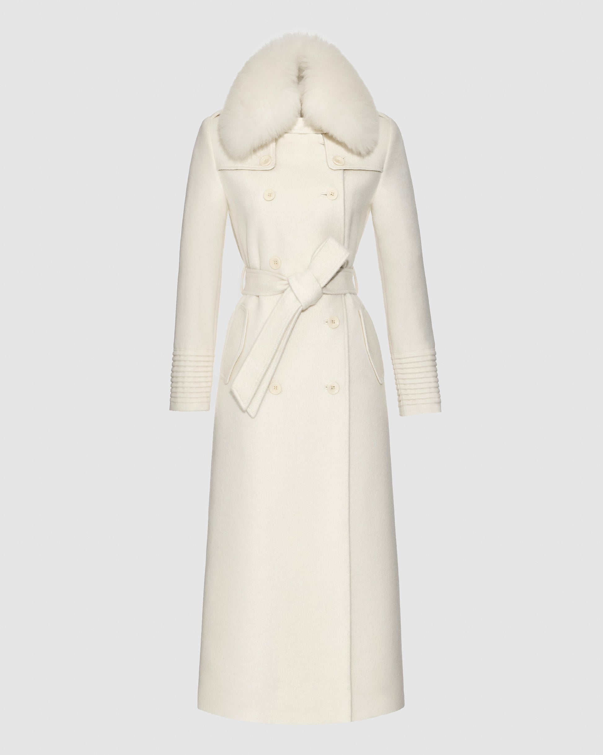 Sentaler maxi ivory trench coat made of baby alpaca wool with shearling collar, buttoned and belted.