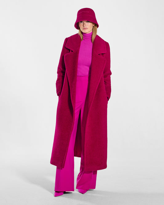 Sentaler Bouclé Alpaca Bucket Orchid Flower Pink Hat in Bouclé Alpaca wool. Seen from front on female model.