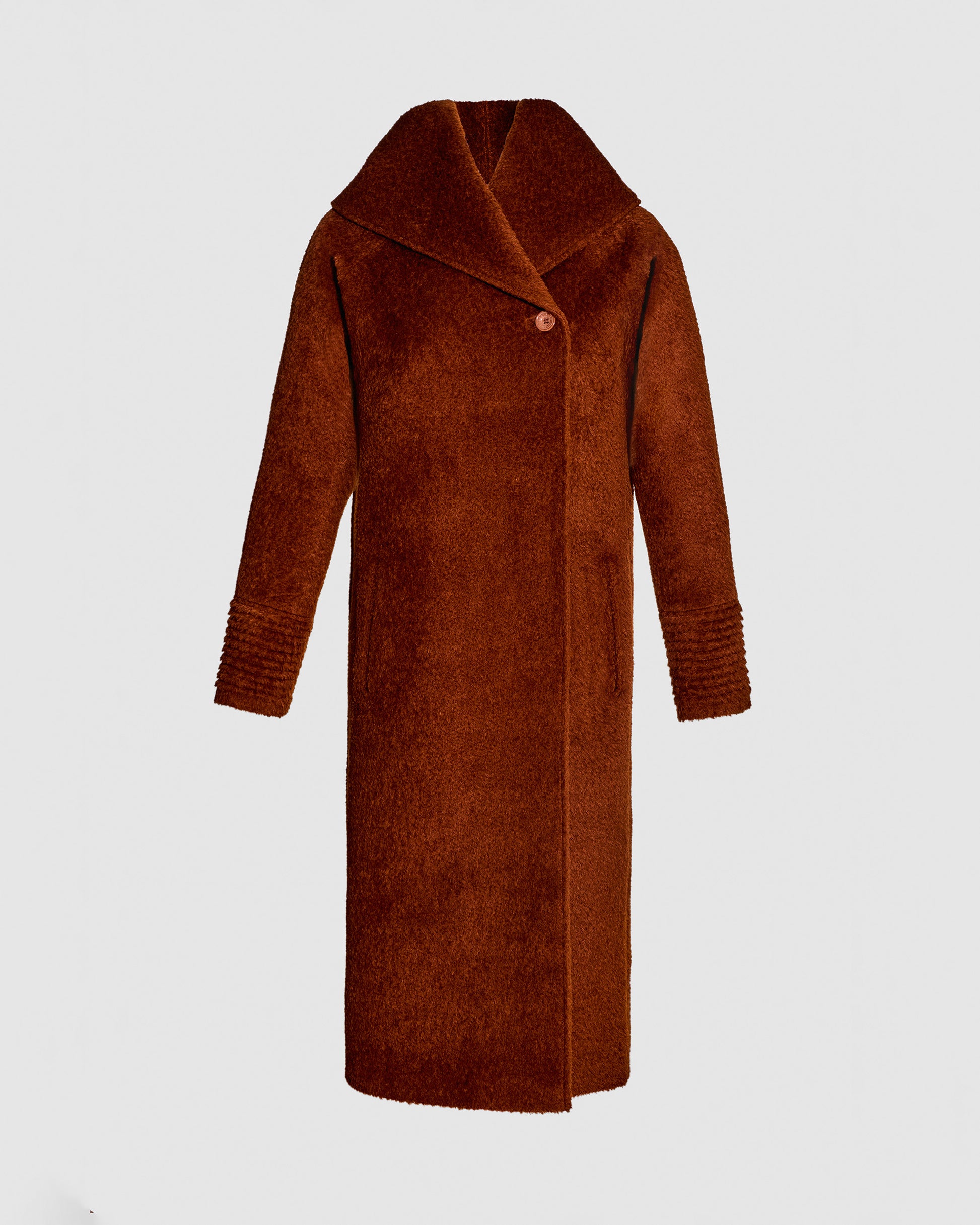 Sentaler long rust brown coat made of bouclé alpaca wool with a hooded collar, buttoned.