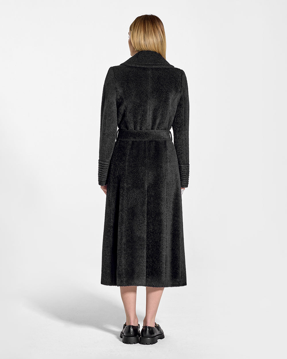 Sentaler Bouclé Alpaca Long Notched Collar Wrap Black Coat in Bouclé Alpaca wool. Seen from back belted on female model.