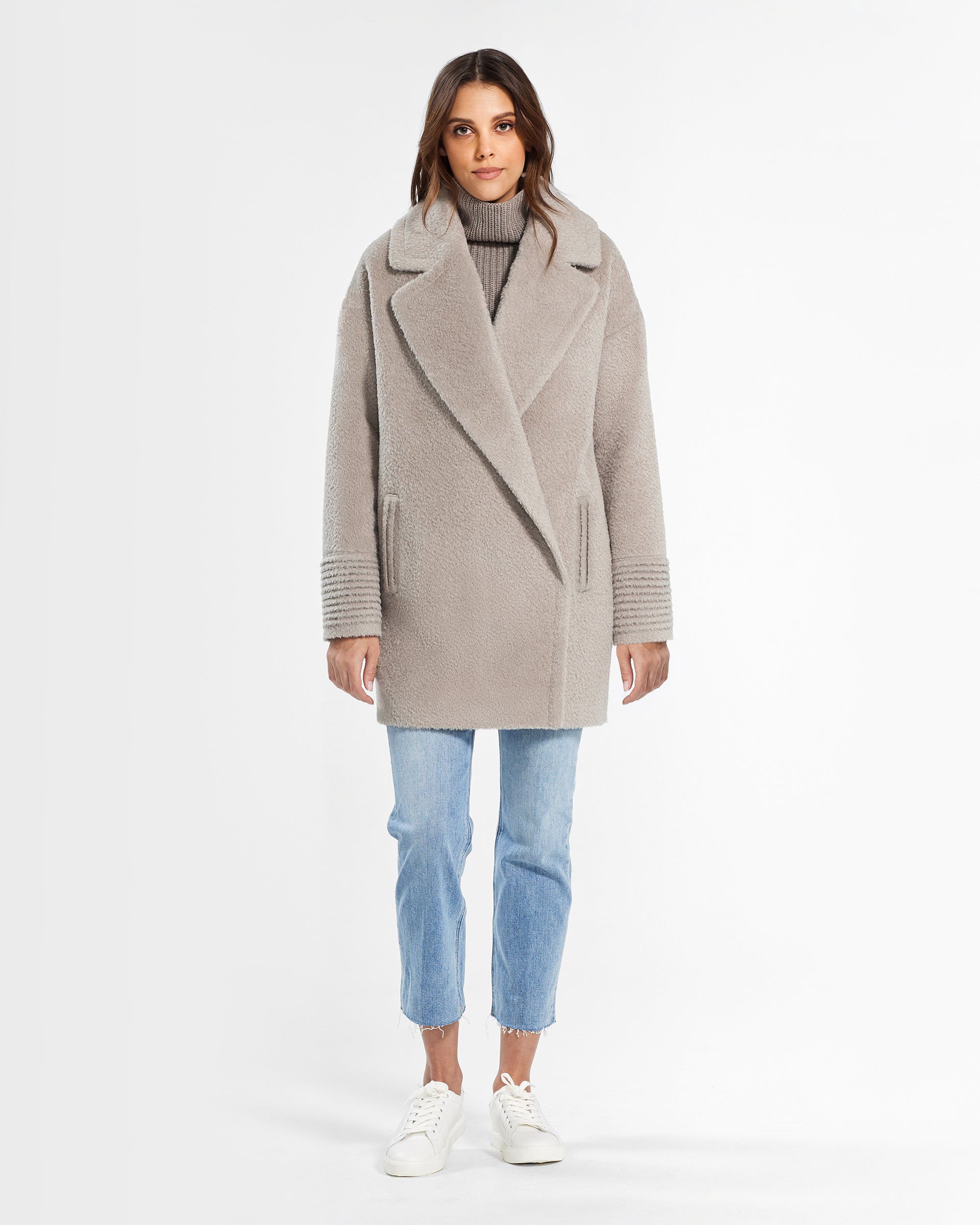 Standcollar Boucle Jacket グレージュ 38 大人気のブークレジャケット⛄️ ⁡ BLKが38で、G/BEGが36サイズを着