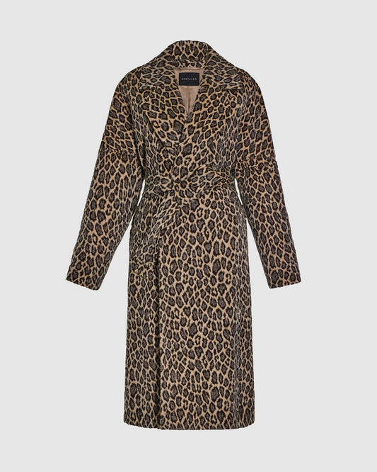 Sentaler long leopard robe coat made of bouclé suri alpaca wool, with long notched collar, belted.