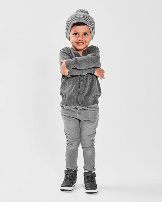 Sentaler Kids Ribbed Grey Hat with Knit Pompon (1-5 Years) in Baby Alpaca yarn. Seen from front on boy model.