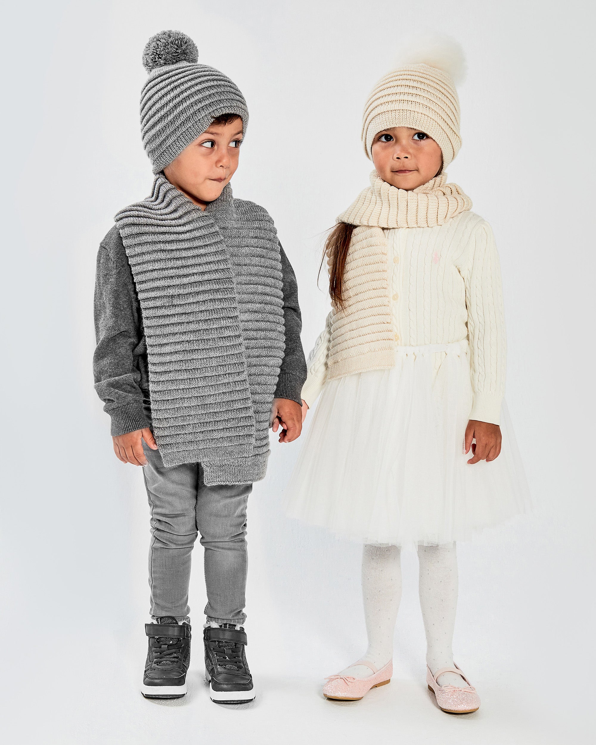 Kids Ribbed Grey Scarf (1-5 Years) | SENTALER