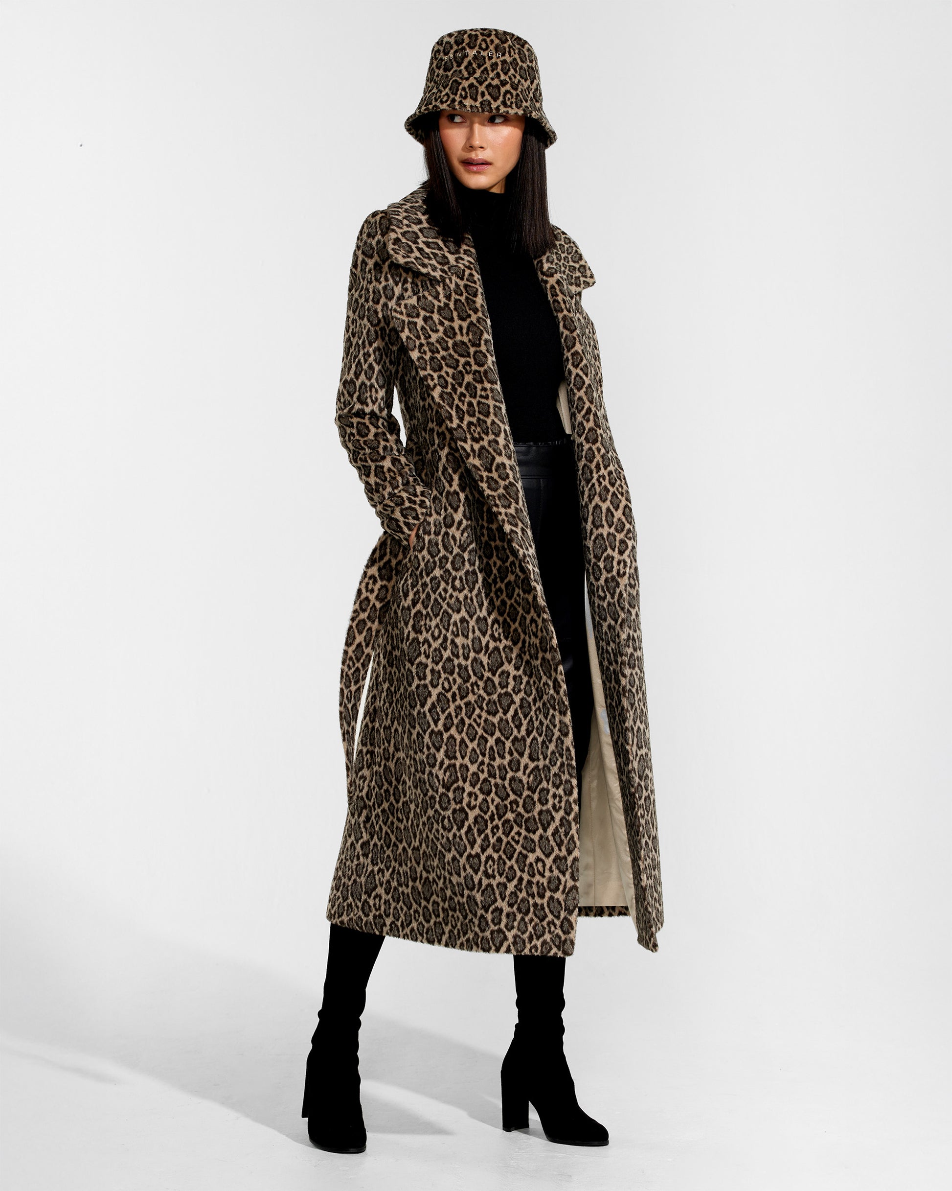 Sentaler Bouclé Alpaca Bucket Leopard Hat in Bouclé Alpaca wool. Seen from front on female model.