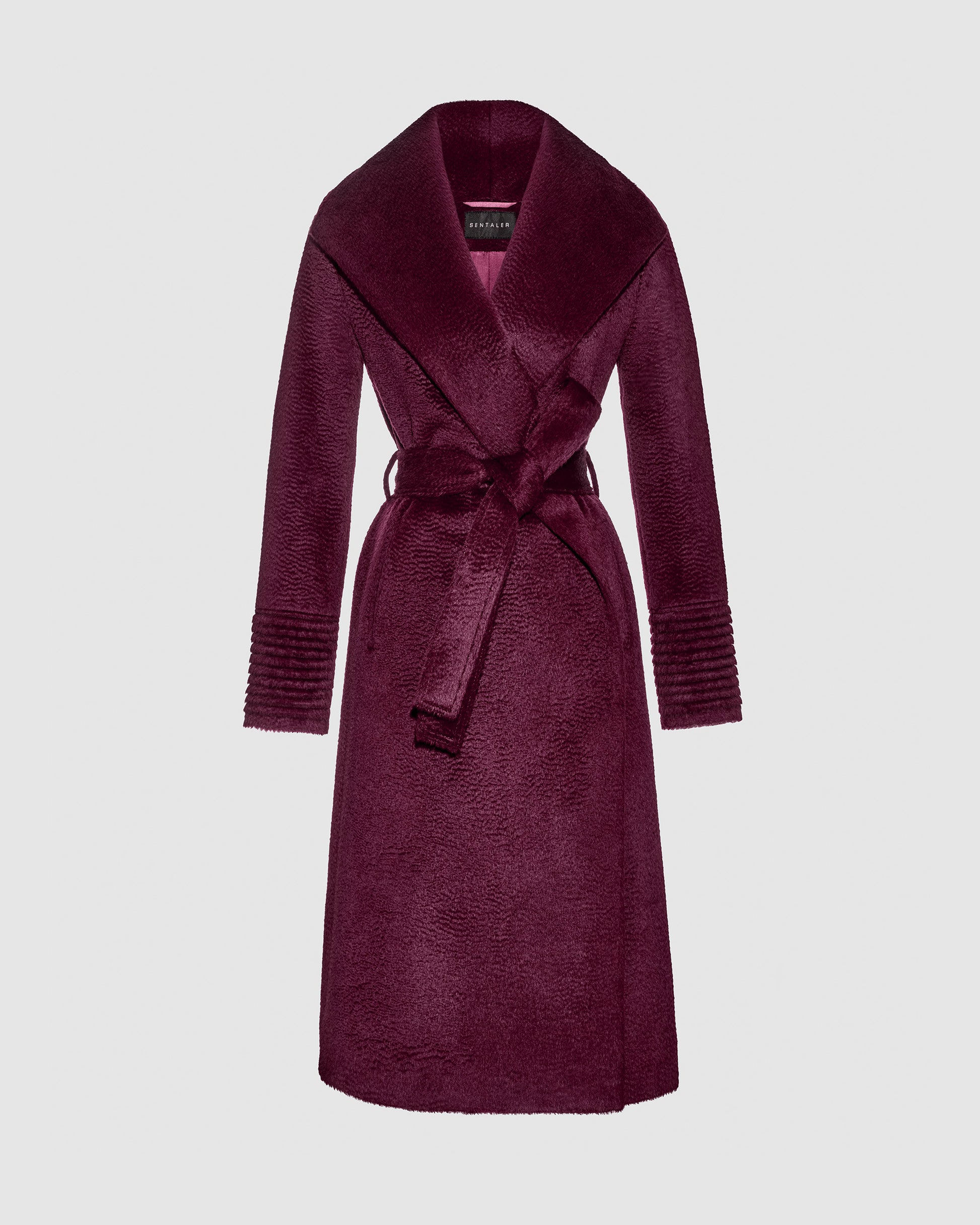 Sentaler long cherry lacquer wrap coat made of suri alpaca wool with a shawl collar, belted.