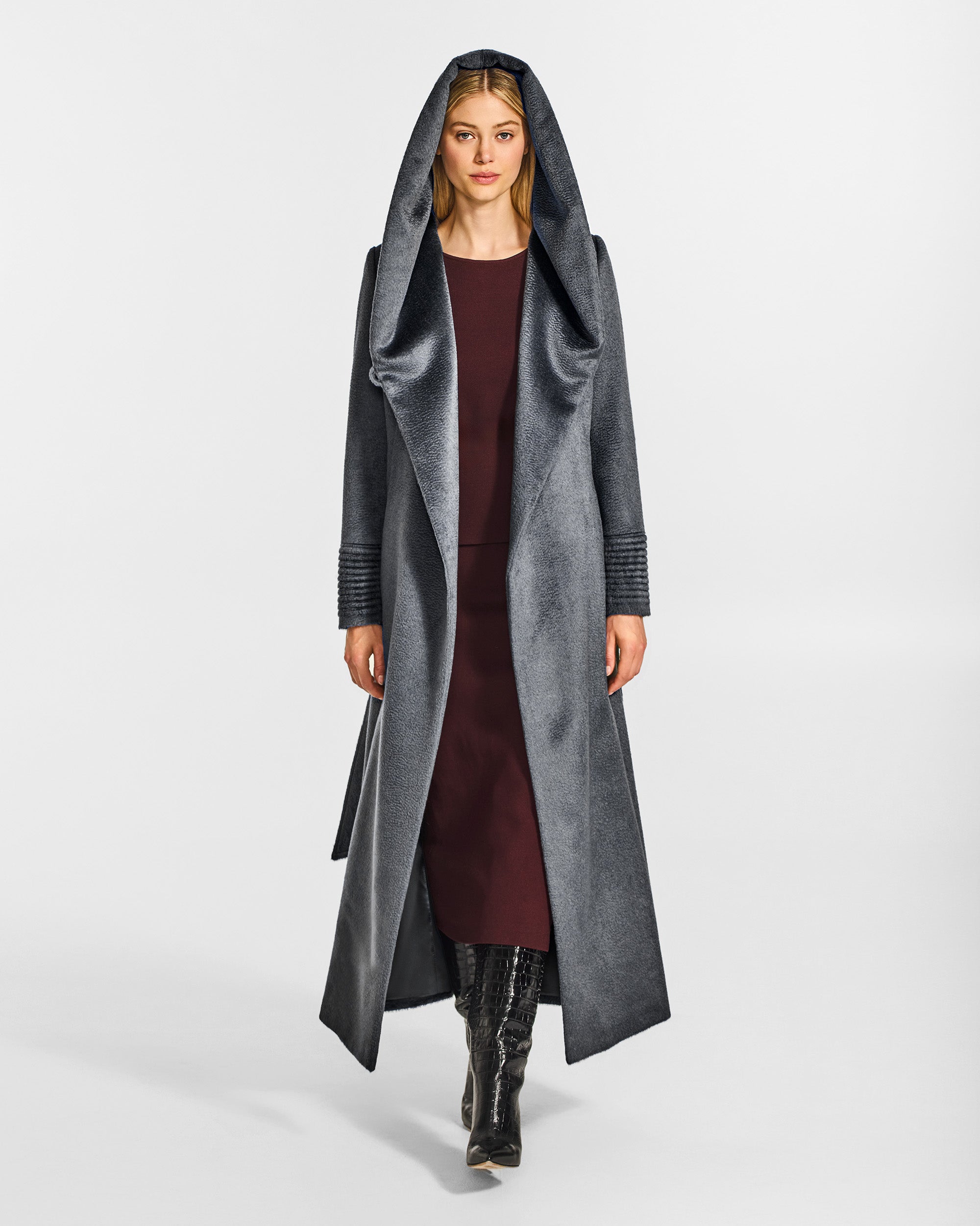 Suri Alpaca Maxi Hooded Wrap Graphite Coat | SENTALER
