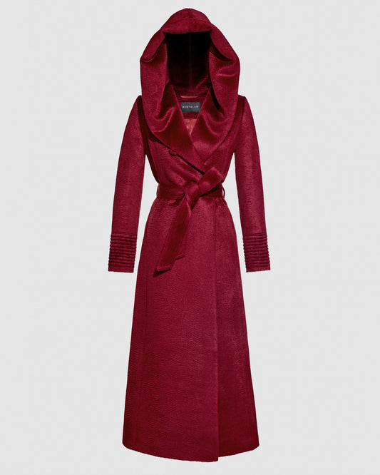 Sentaler maxi bordeaux coat made of suri alpaca wool with a hooded collar, belted.