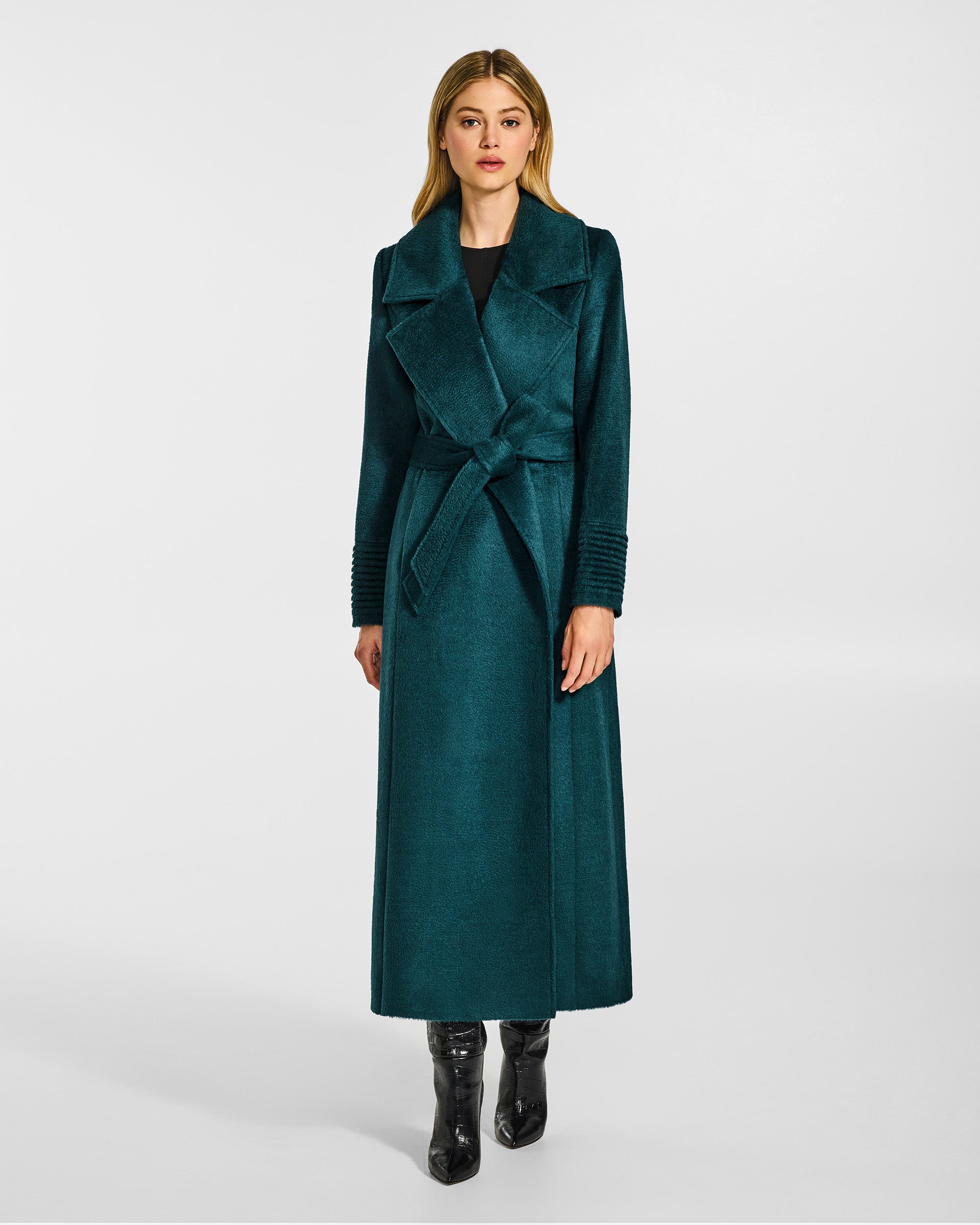 Suri Maxi Notched Collar Wrap Coat - Emerald Green – SENTALER