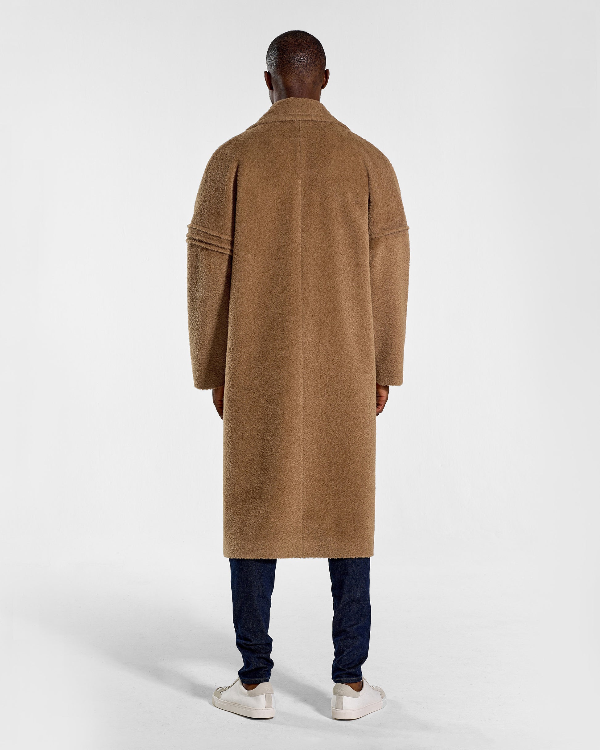 Sentaler Bouclé Alpaca Robe Dark Camel Coat in Technical Bouclé Alpaca wool. Seen from back buttoned on male model.