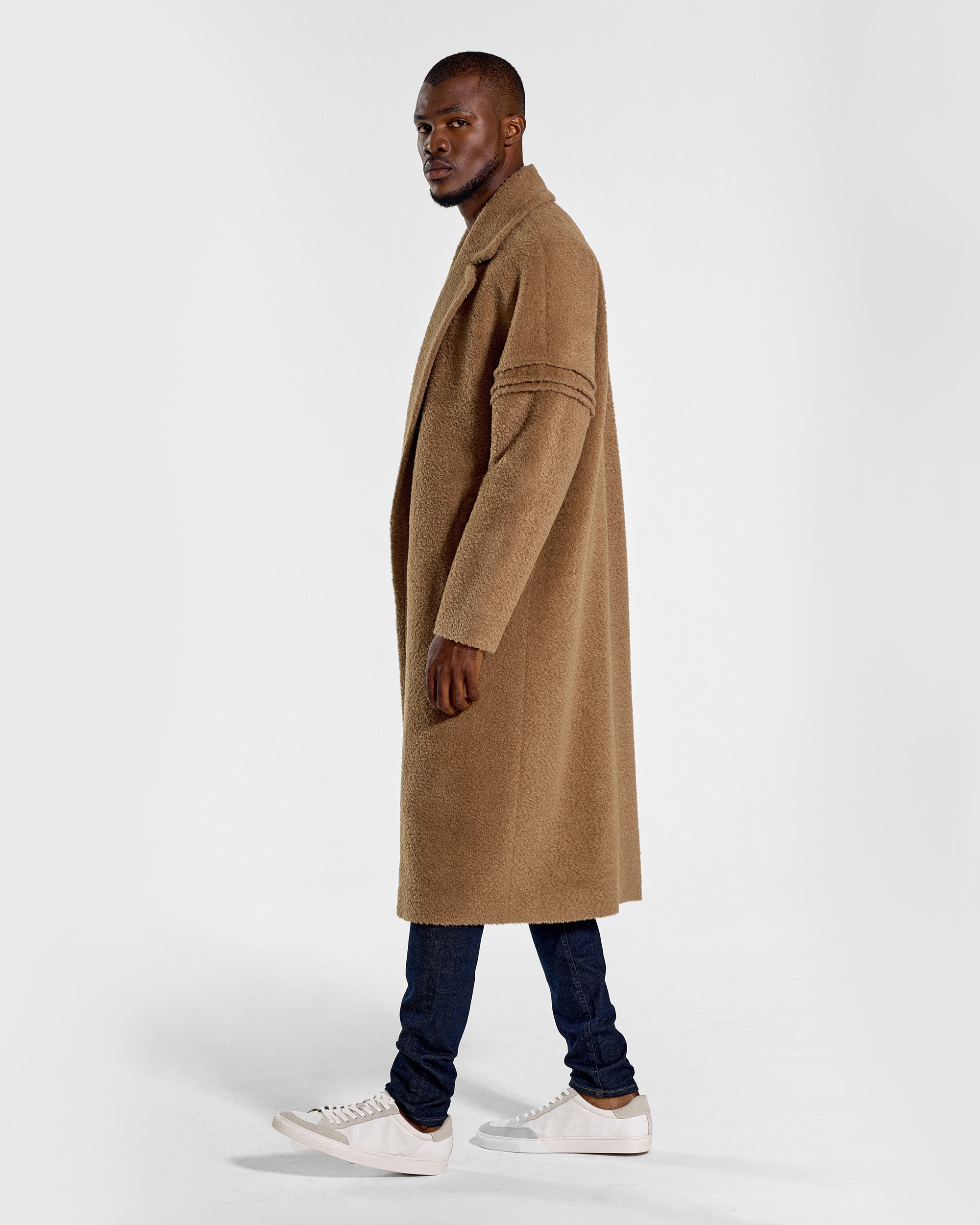 Coat Edward’s wool alpaca size M Bouclé Alpaca Robe Dark Camel Coat | SENTALER