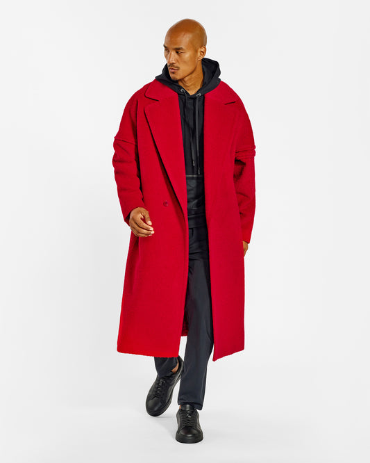 Sentaler Bouclé Alpaca Robe Red Coat in Technical Bouclé Alpaca wool. Seen from open on male model.