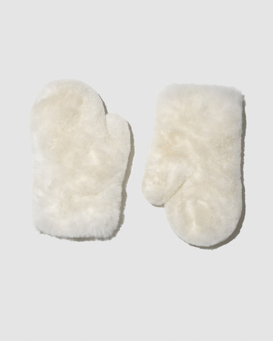 SENTALER Oversized Shearing Mittens in Ivory, Alpaca Shearling. Off-figure.