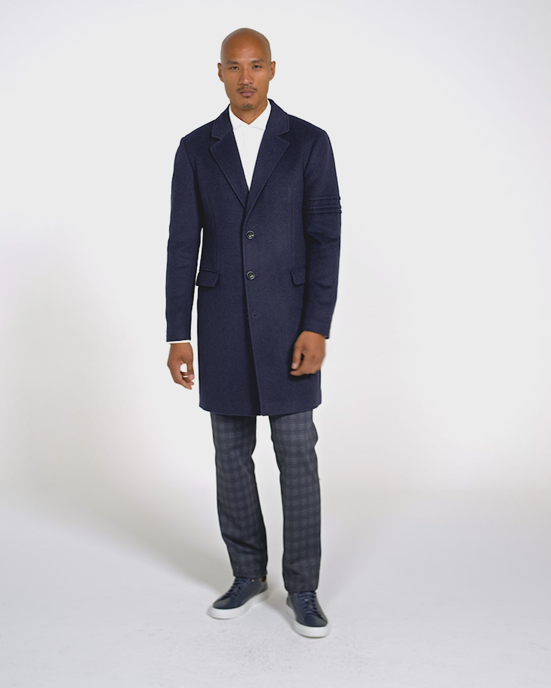 Sentaler Baby Alpaca Notched Lapel Deep Navy Blue Overcoat in Baby Alpaca wool. Seen as product video with male model.