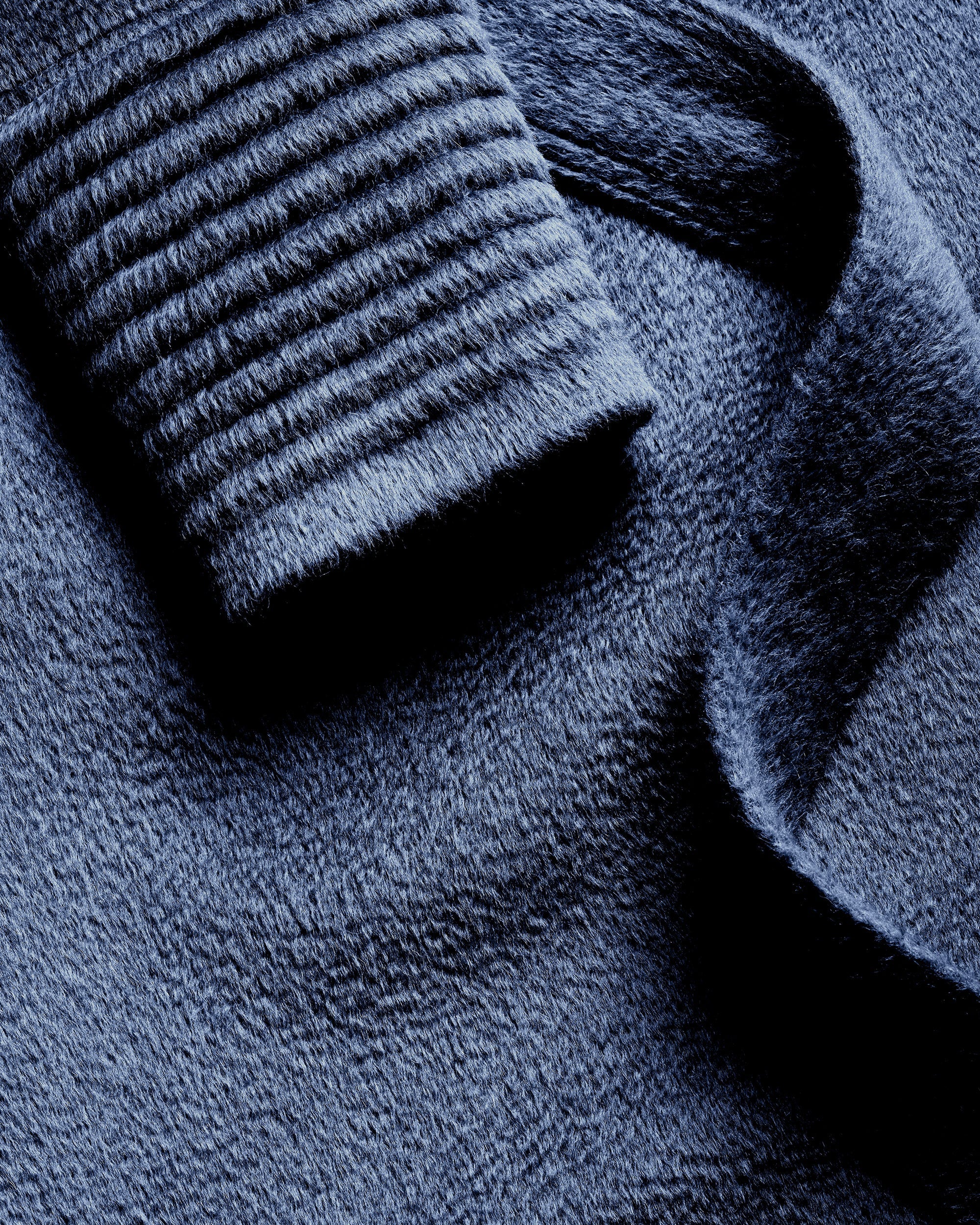 Sentaler deep navy maxi coat made of suri alpaca wool with a notched collar.