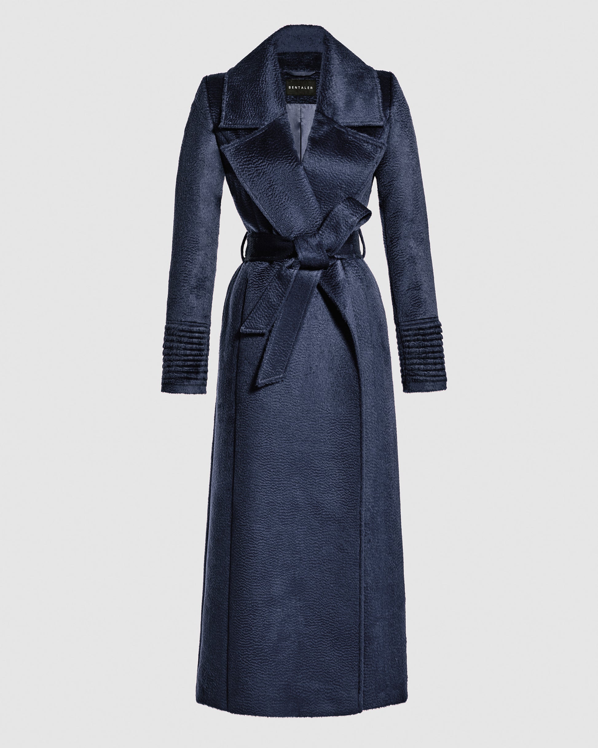 Sentaler deep navy maxi coat made of suri alpaca wool with a notched collar, belted.
