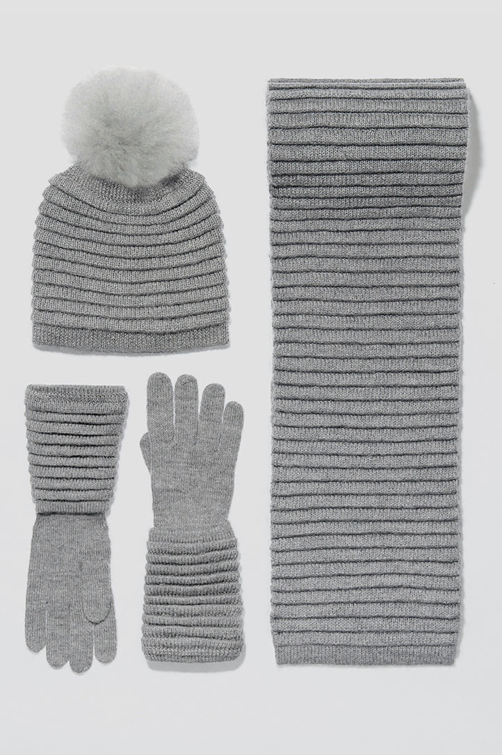 Grey Cable Knit Scarf Hat & Gloves Set