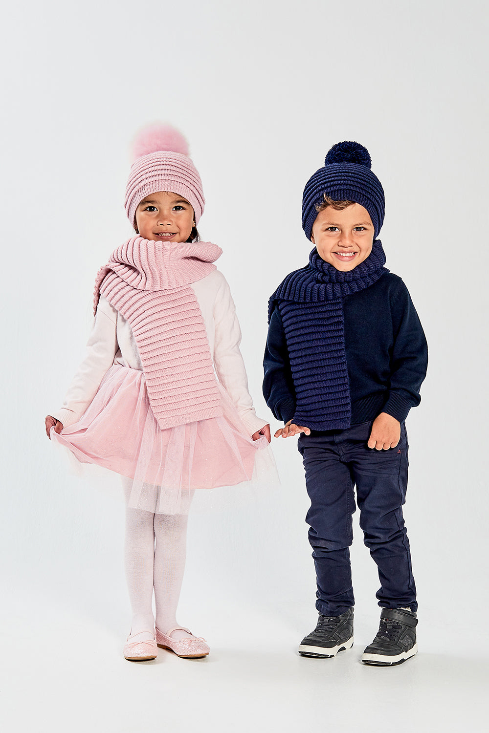 3 in 1 Kids Winter Hat Scarf Gloves Set, Knitted Hat Baby Hat Kids Hat Set,  Warm Winter Beanie Hat Gloves Scarf Set for Kids Boys Girls, 1-5